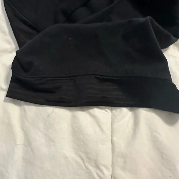 EUC Harley Davidson women’s top - Picture 10 of 10